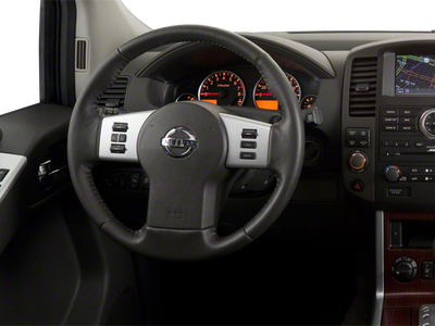 2012 Nissan Pathfinder SV