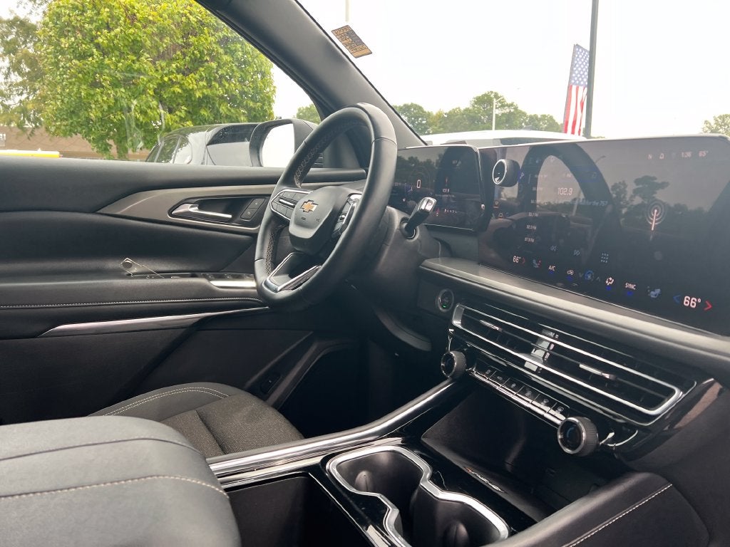 2025 Chevrolet Traverse LT 1LT