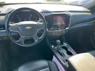 2022 Chevrolet Traverse LT Leather