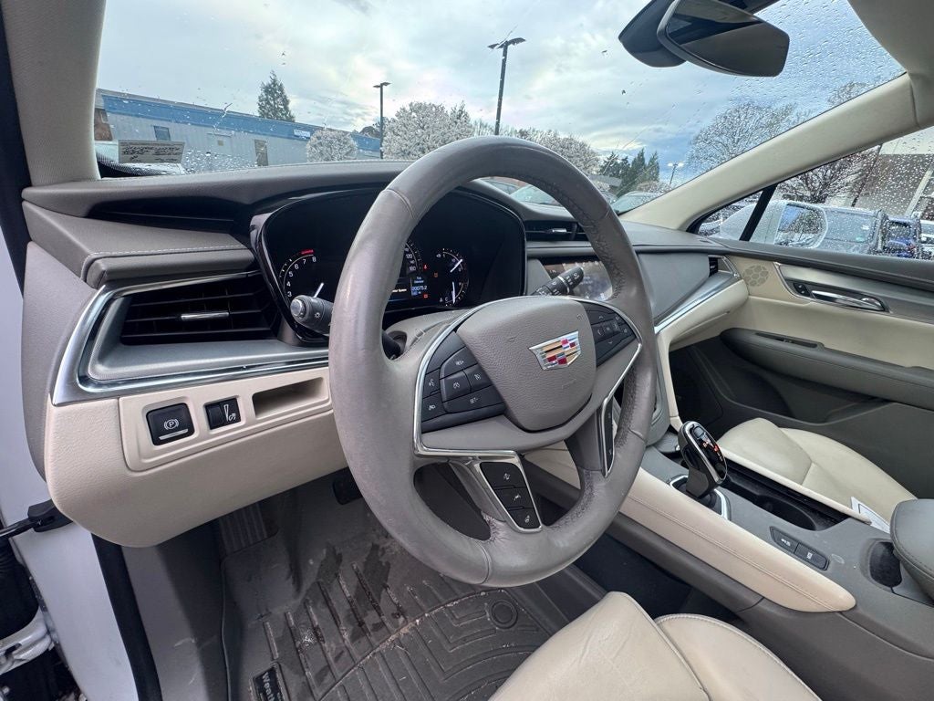 2017 Cadillac XT5 Premium Luxury