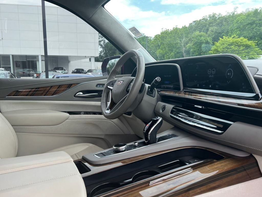2022 Cadillac Escalade ESV Sport Platinum