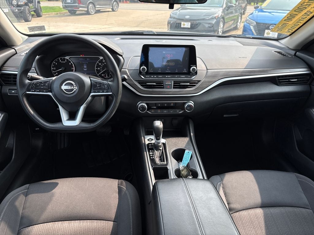 2025 Nissan Altima 2.5 SV