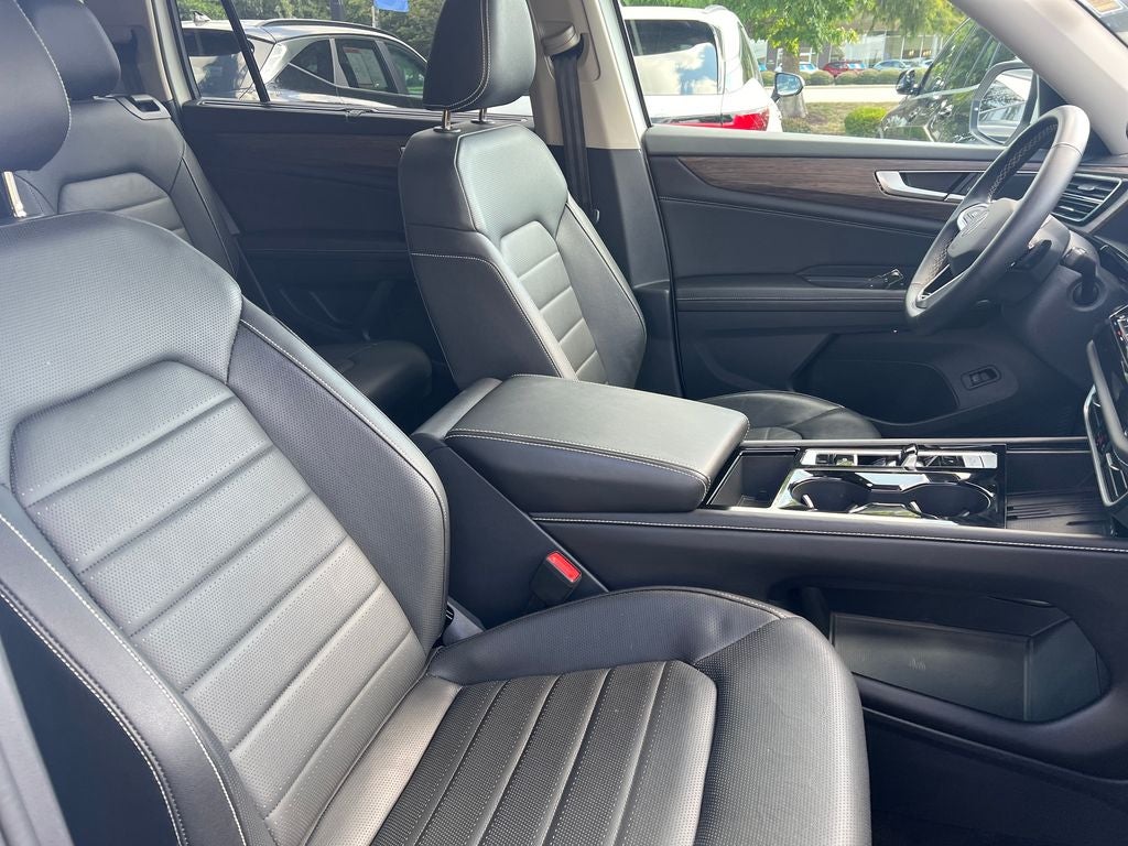 2025 Volkswagen Atlas 2.0T SEL