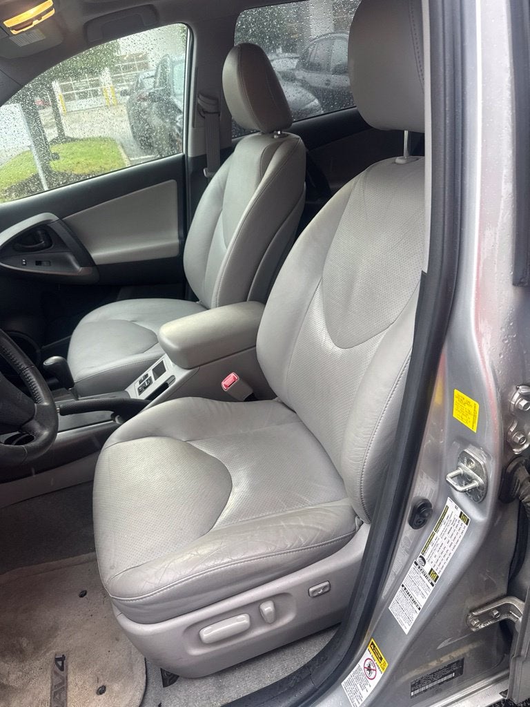 2011 Toyota RAV4 Limited