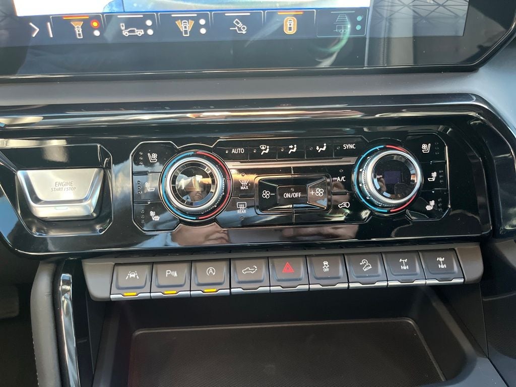 2025 GMC Sierra 1500 AT4X