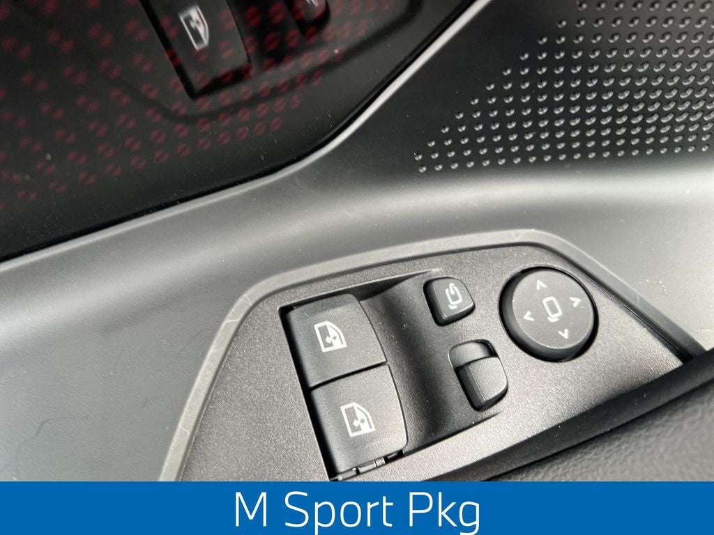 2025 BMW 2 Series 230i