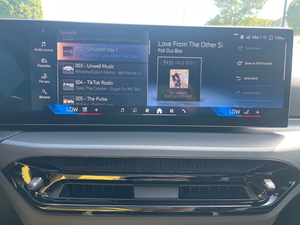 2025 BMW 2 Series 230i xDrive