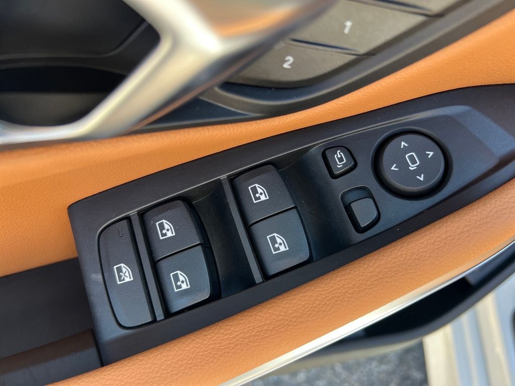 2025 BMW 3 Series 330i