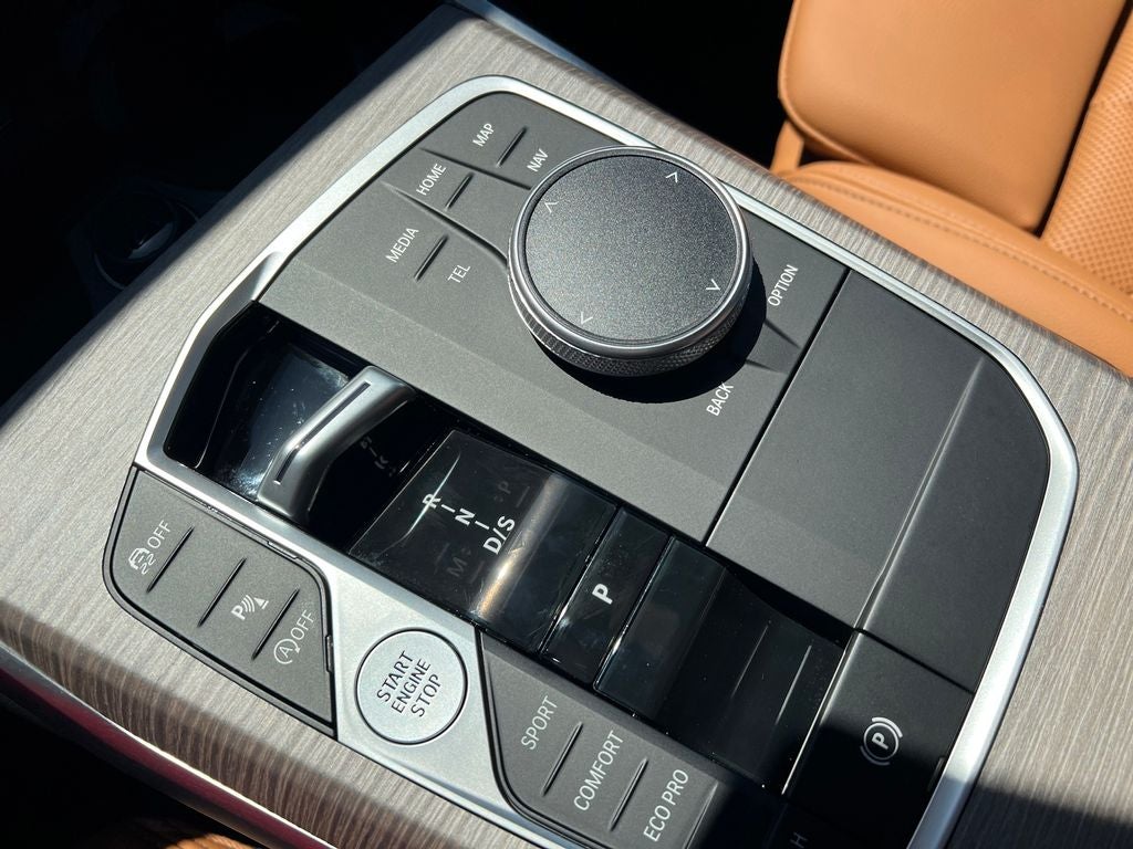 2025 BMW 3 Series 330i