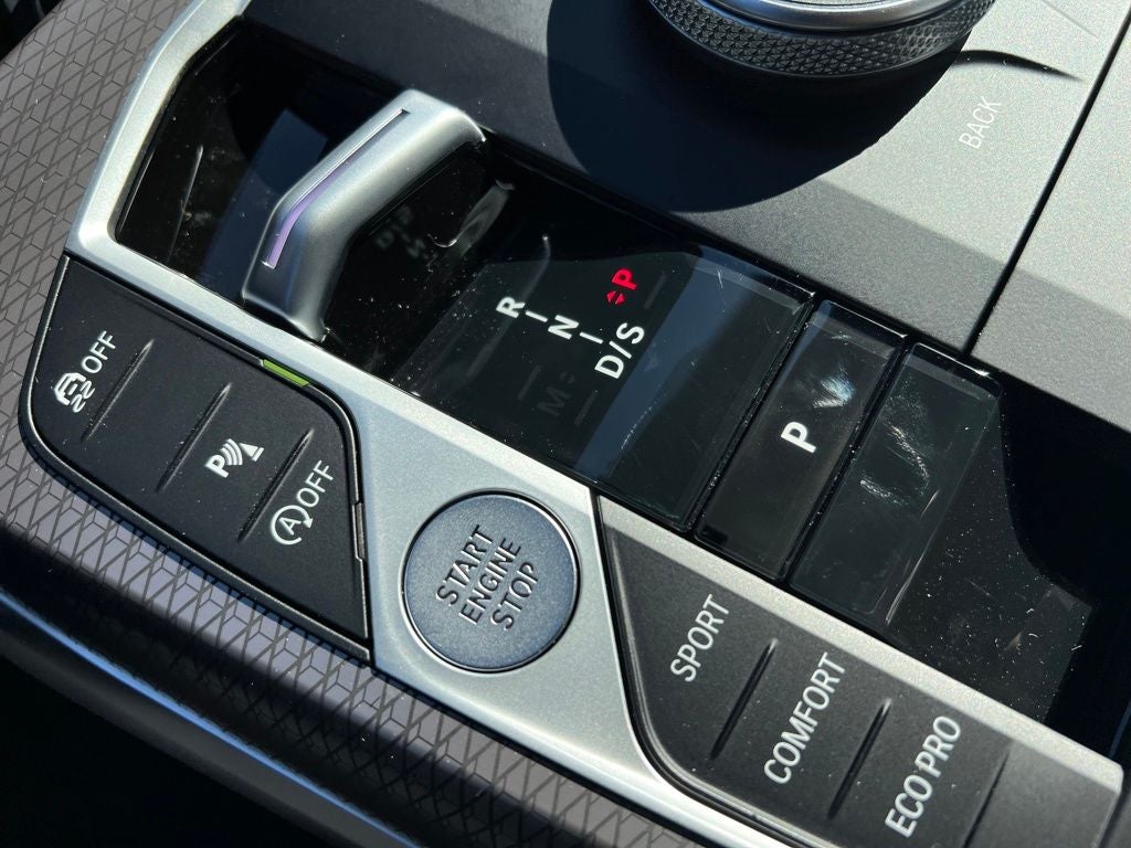 2025 BMW 3 Series 330i