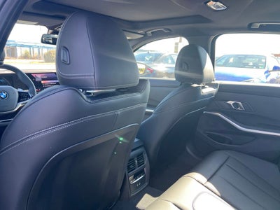 2025 BMW 3 Series 330i