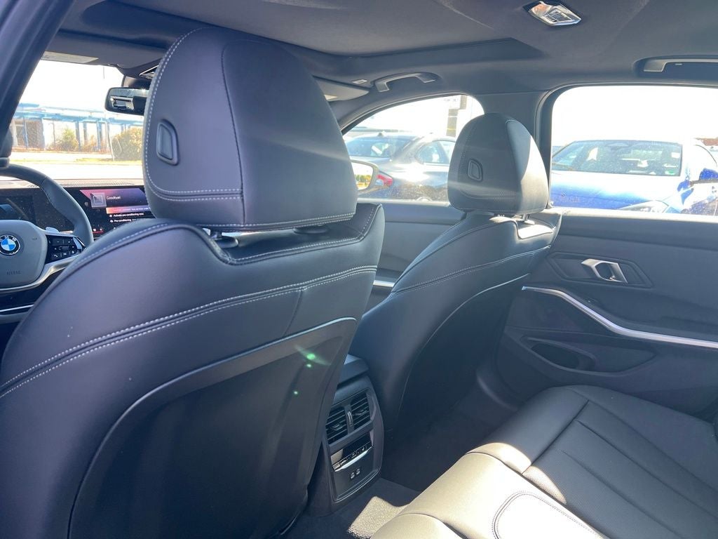 2025 BMW 3 Series 330i