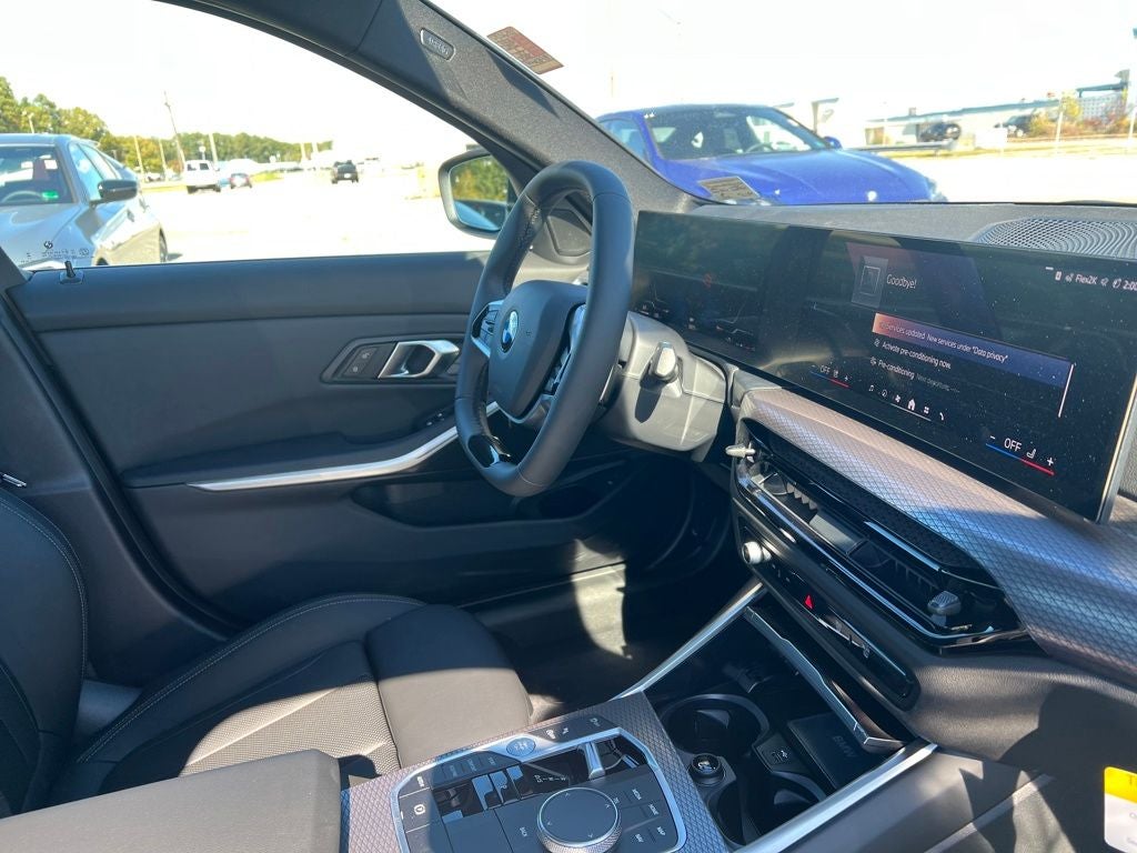 2025 BMW 3 Series 330i