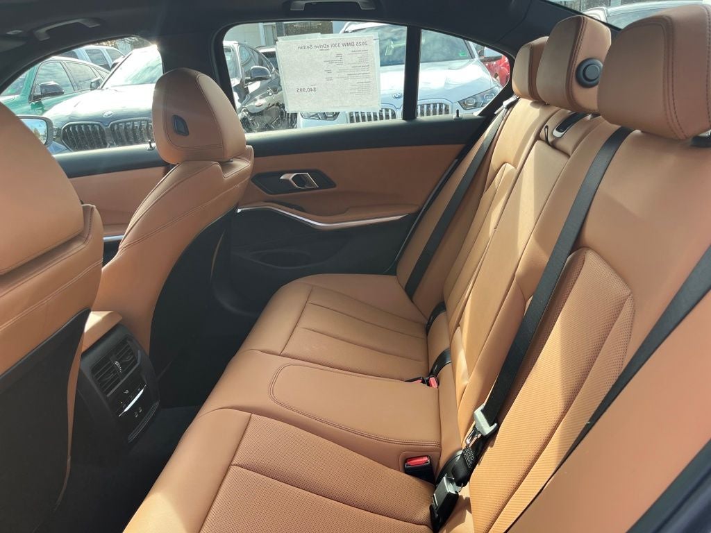 2025 BMW 3 Series 330i xDrive