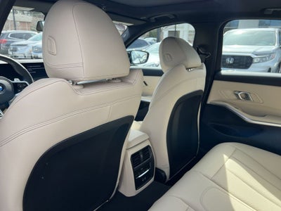 2025 BMW 3 Series 330i xDrive
