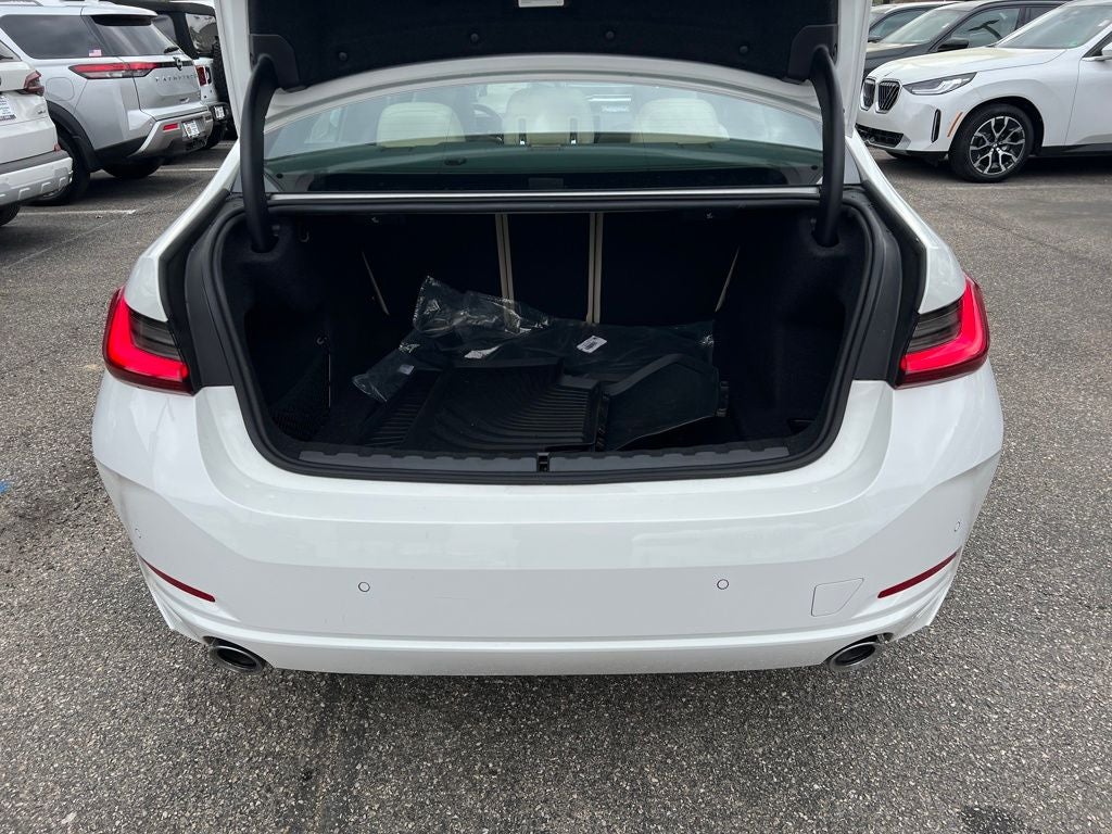 2024 BMW 3 Series 330i xDrive