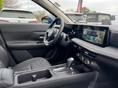 2025 Nissan Kicks SV