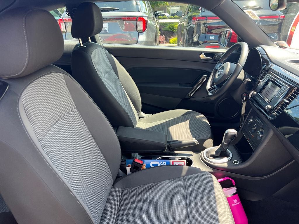 2019 Volkswagen Beetle 2.0T S