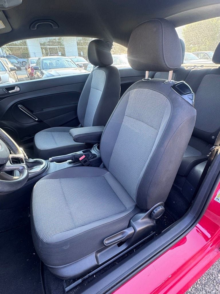 2019 Volkswagen Beetle 2.0T S