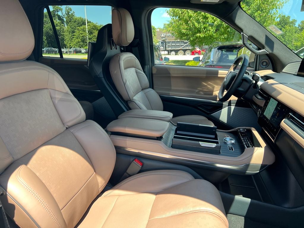 2026 Lincoln Navigator Black Label