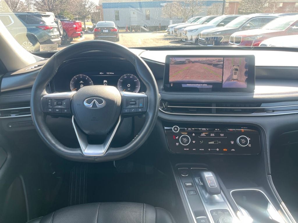 2023 INFINITI QX60 LUXE