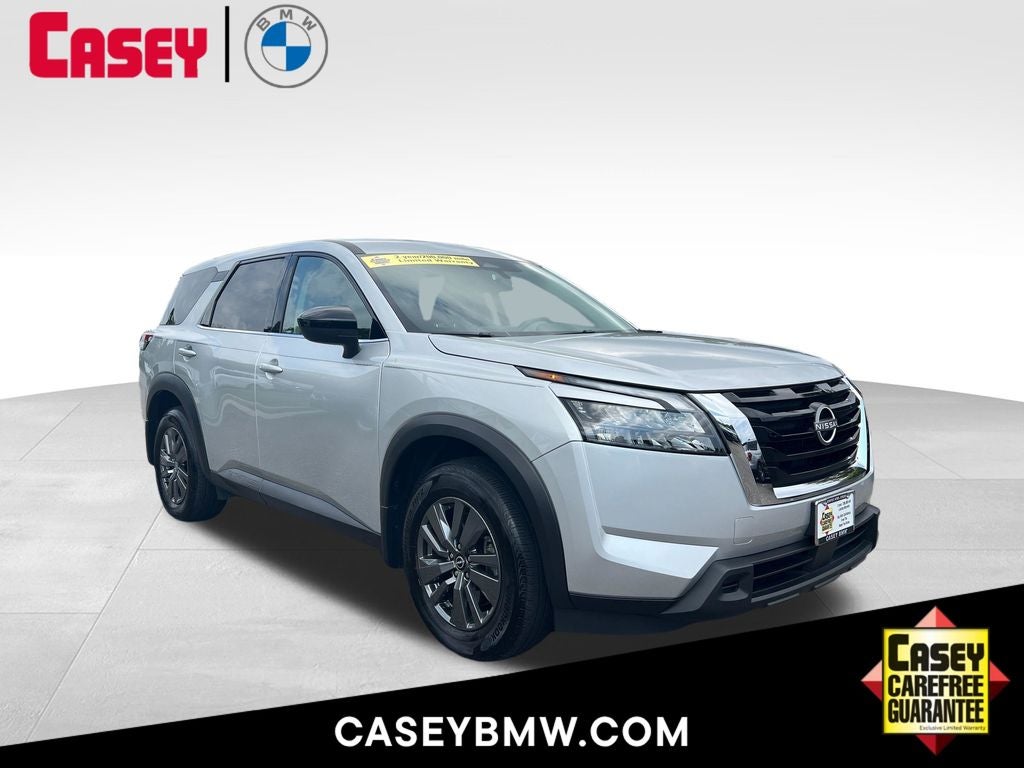 2025 Nissan Pathfinder S