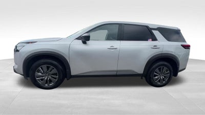 2025 Nissan Pathfinder S