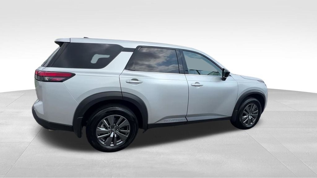 2025 Nissan Pathfinder S