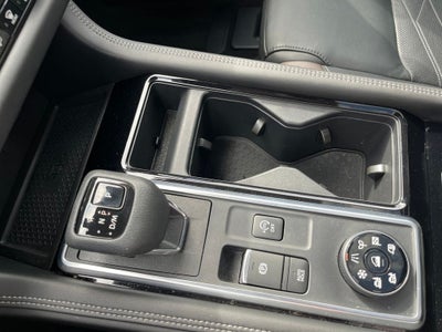 2023 Nissan Pathfinder Platinum