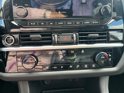 2023 Nissan Pathfinder Platinum