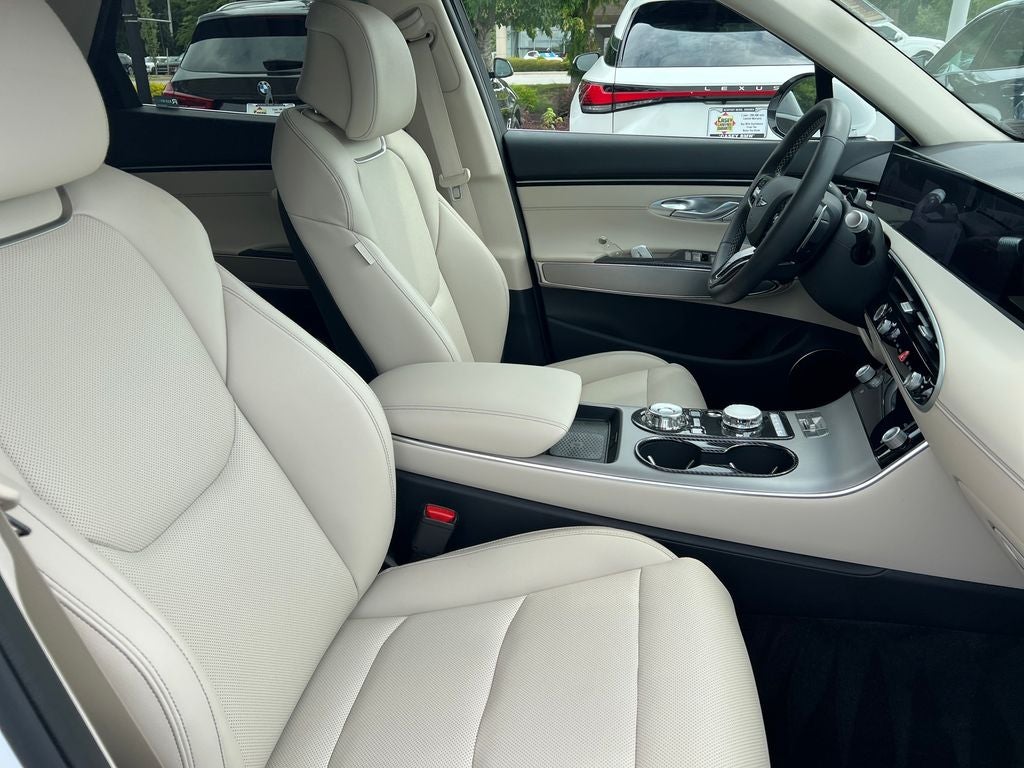 2026 Genesis GV70 2.5T Select