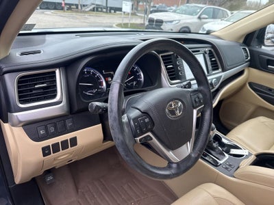 2017 Toyota Highlander XLE