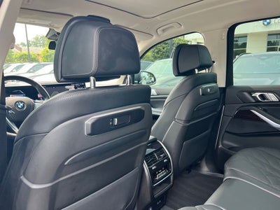 2026 BMW X7 xDrive40i