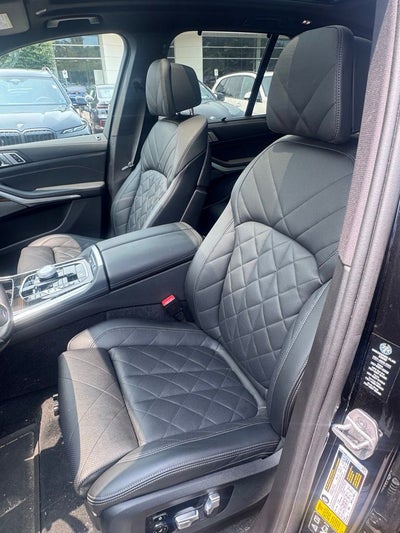 2024 BMW X5 M60i