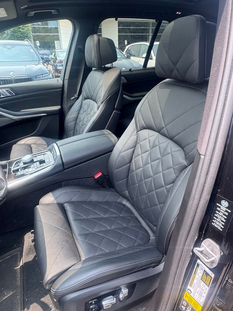 2024 BMW X5 M60i