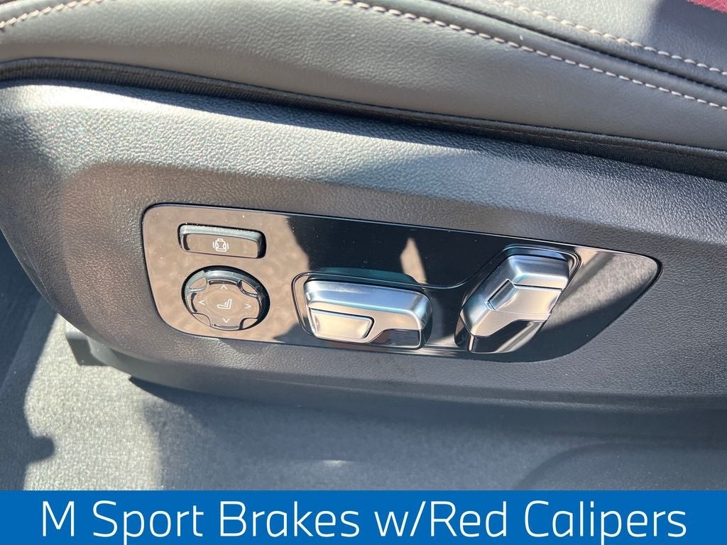 2025 BMW X6 xDrive40i