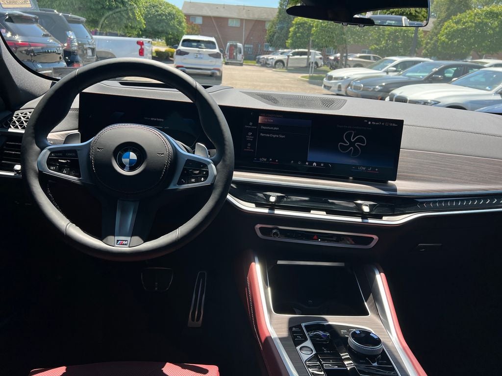 2025 BMW X6 xDrive40i