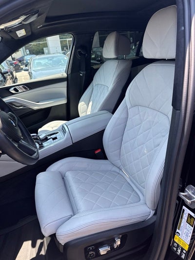 2023 BMW X6 xDrive40i