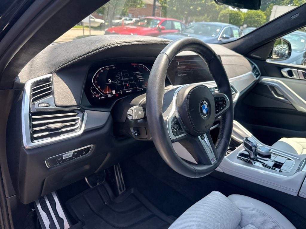 2023 BMW X6 xDrive40i
