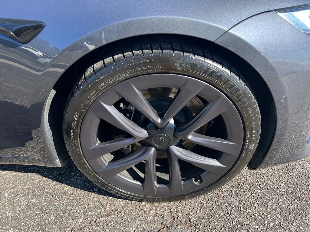 2021 Tesla Model S Plaid