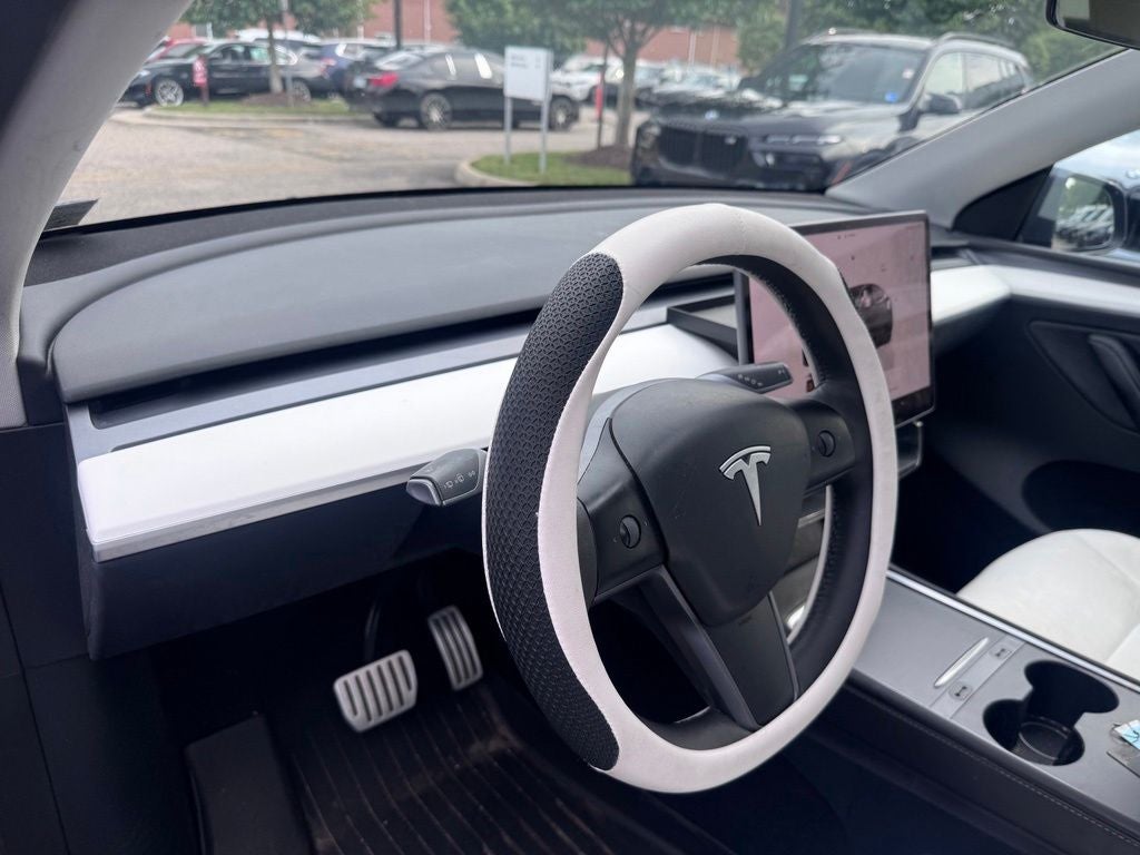2023 Tesla Model Y Performance