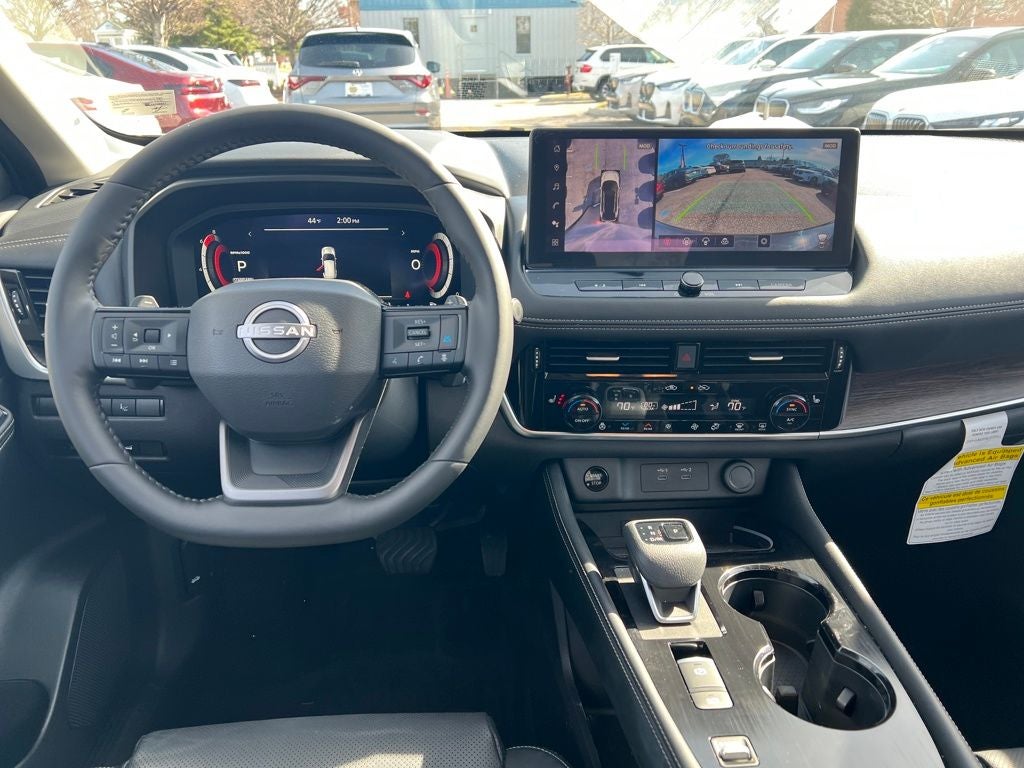 2025 Nissan Rogue Platinum