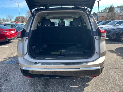 2025 Nissan Rogue Platinum