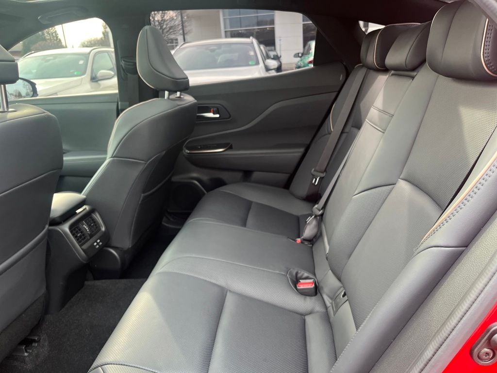 2023 Toyota Crown Platinum