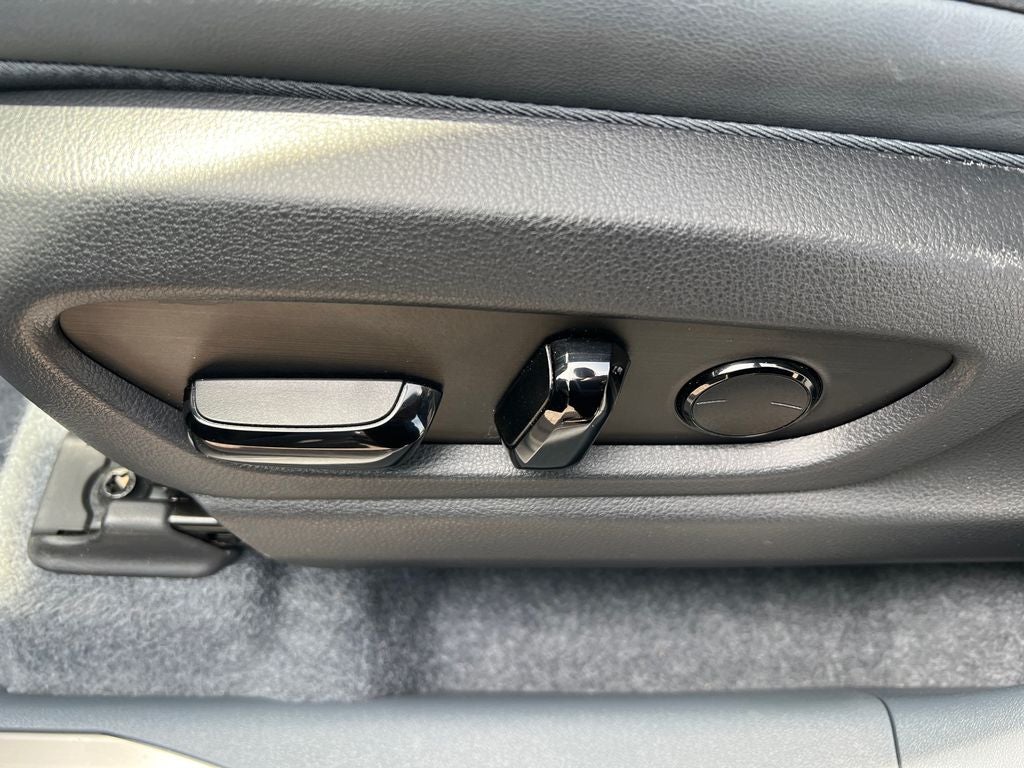 2025 Lexus RZ 450e Premium