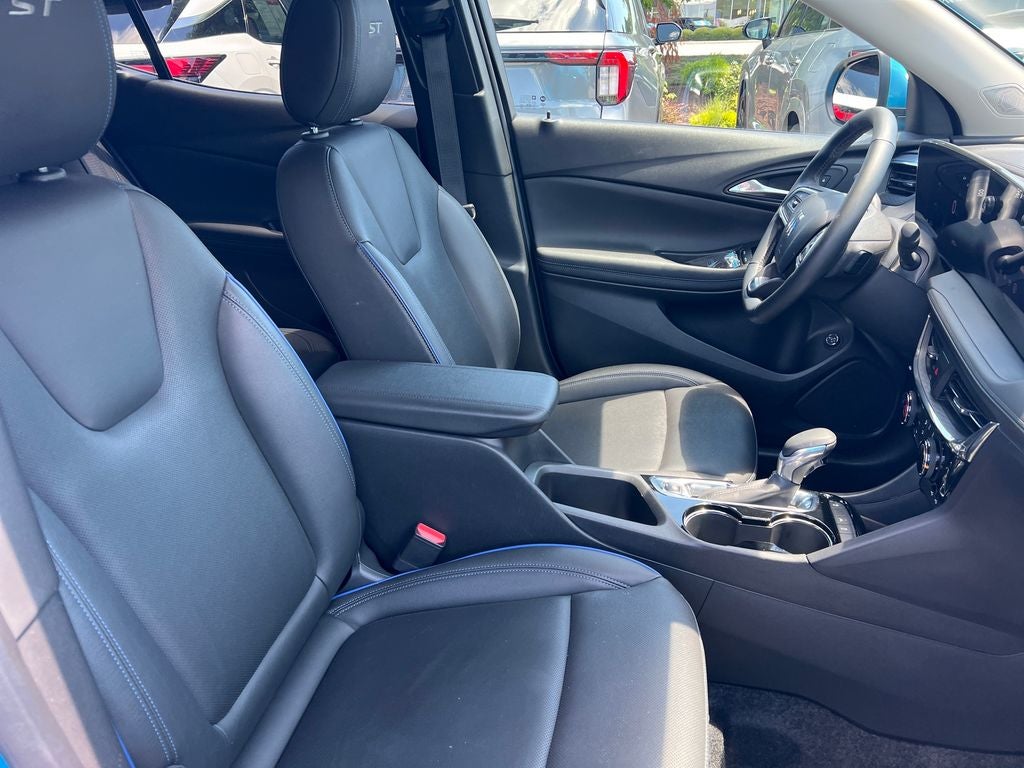 2025 Buick Encore GX Sport Touring