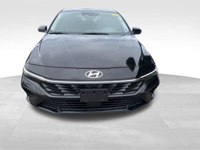 2024 Hyundai Elantra Limited