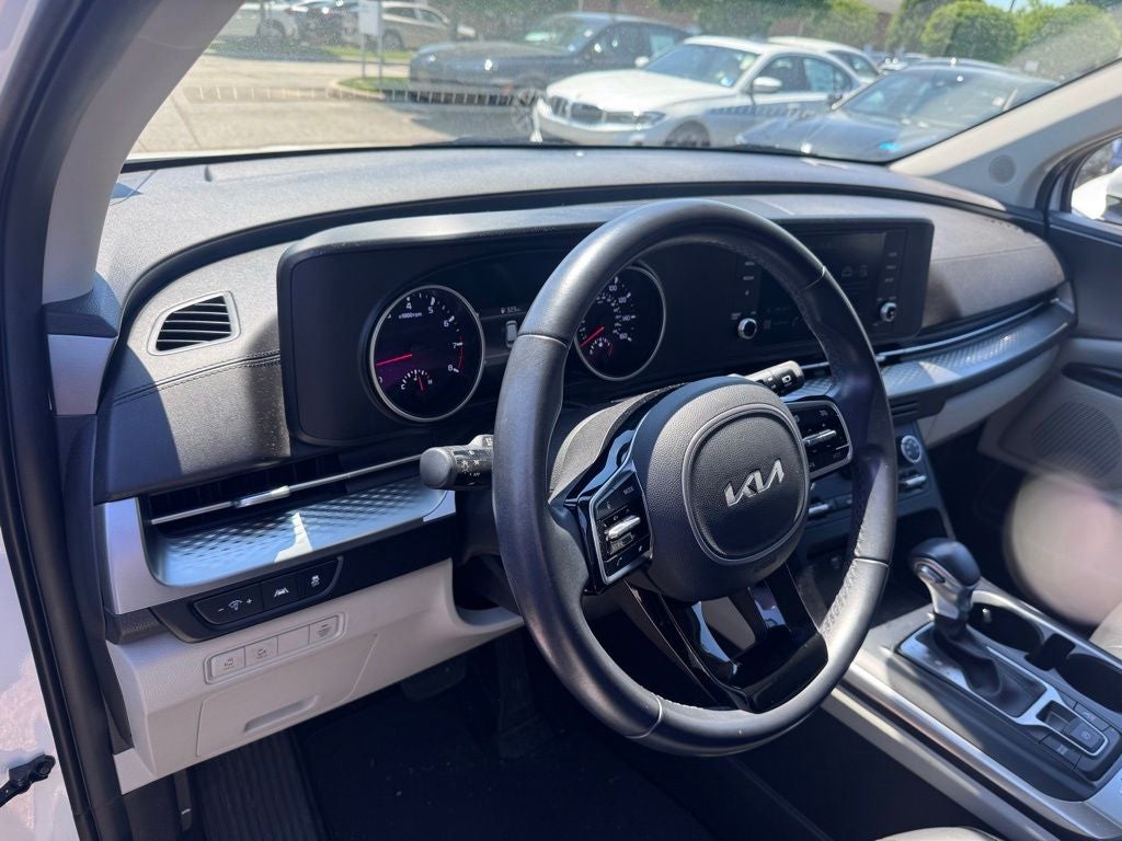 2022 Kia Carnival LXS