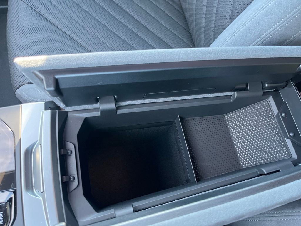 2026 BMW iX xDrive60