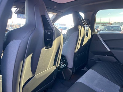 2026 BMW iX xDrive60